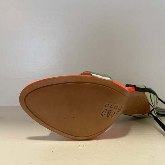 Sophie Webster - Picture 3 of 3